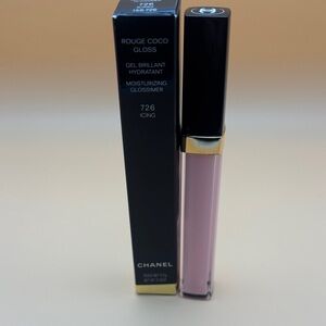 Chanel Rouge Coco Gloss Moisturizing in the‎ shade 726 Icing New In Box